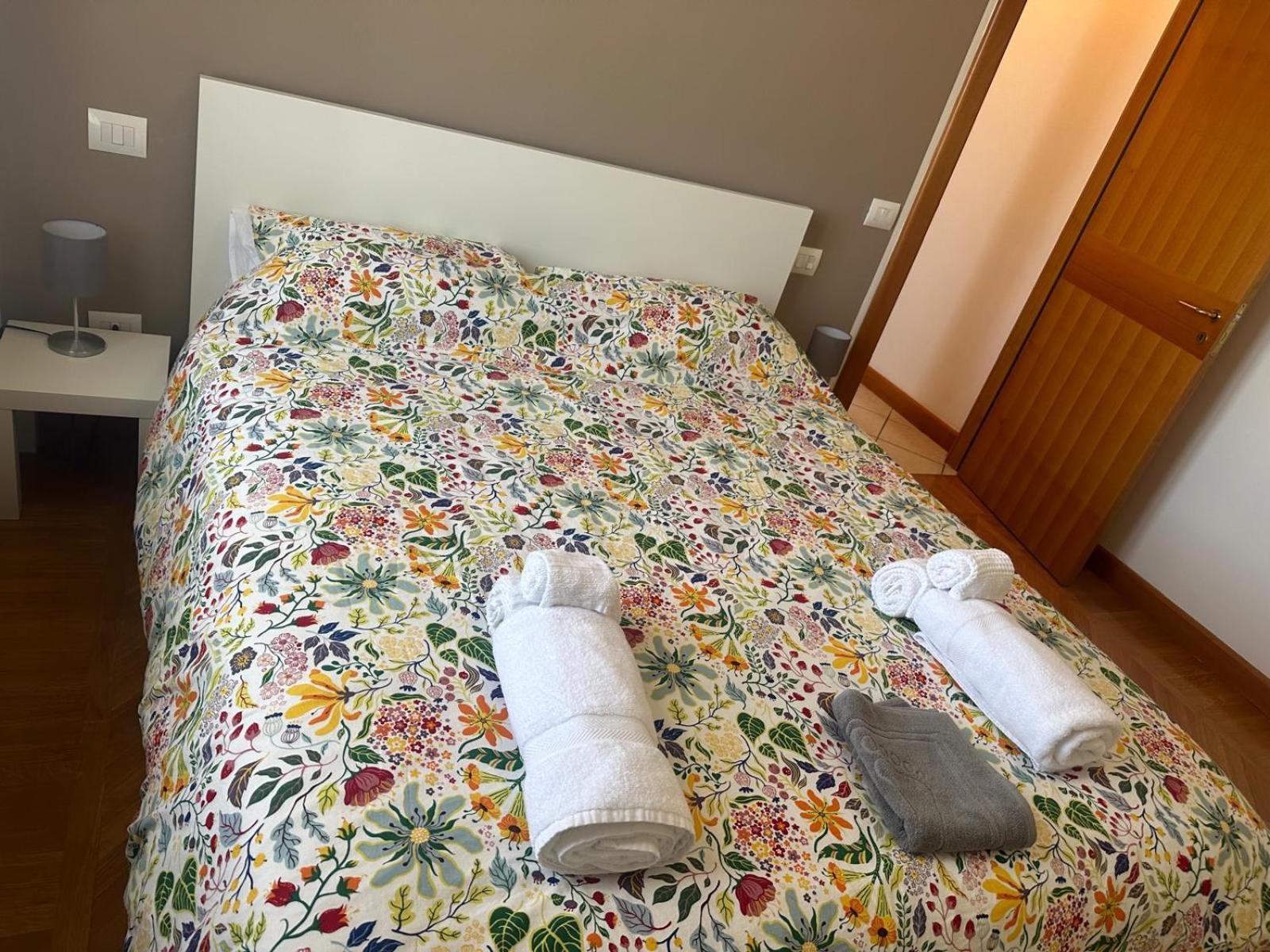 Nicholas B&B City Center- Apartment Bologna Buitenkant foto