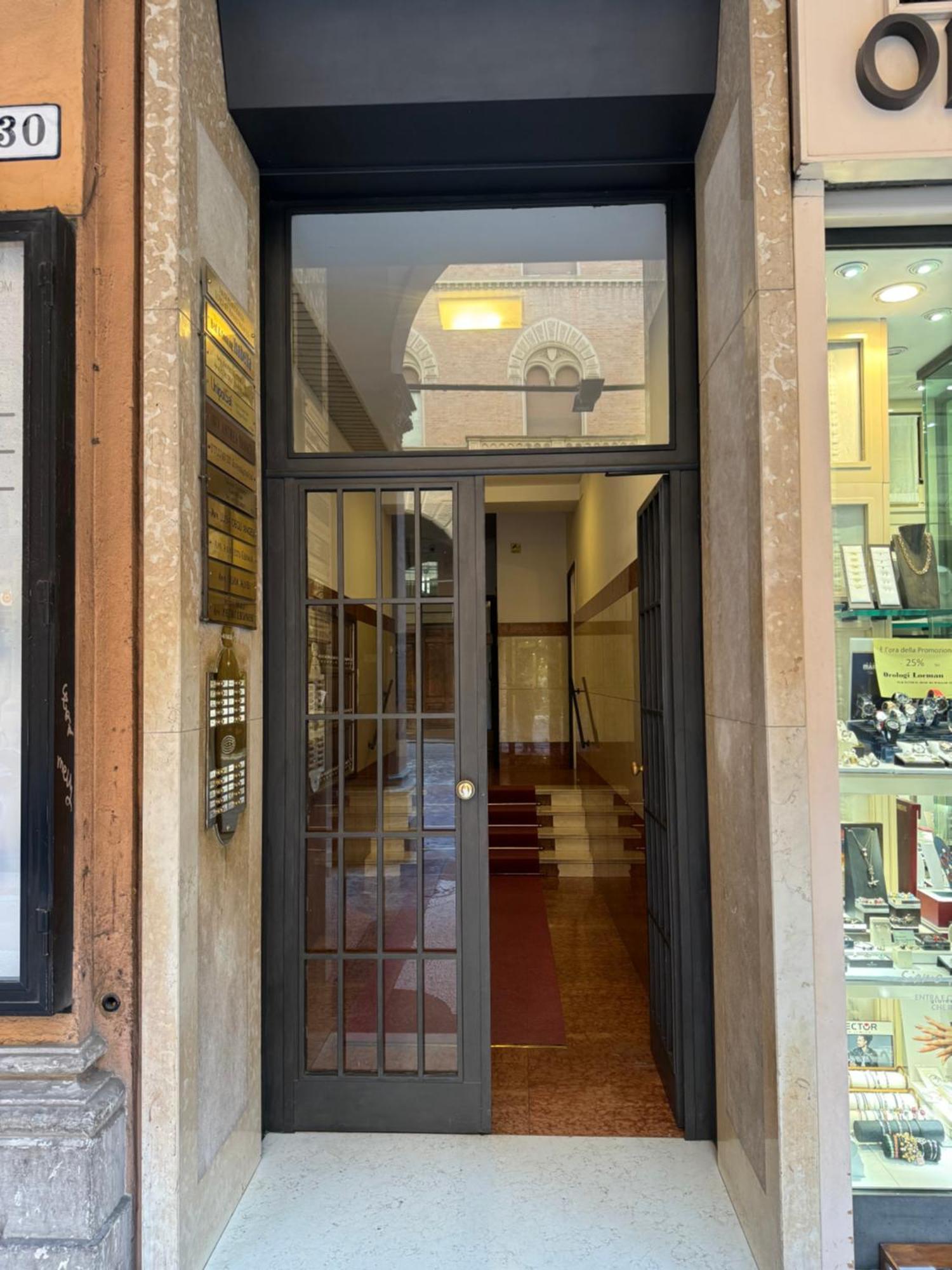 Nicholas B&B City Center- Apartment Bologna Buitenkant foto